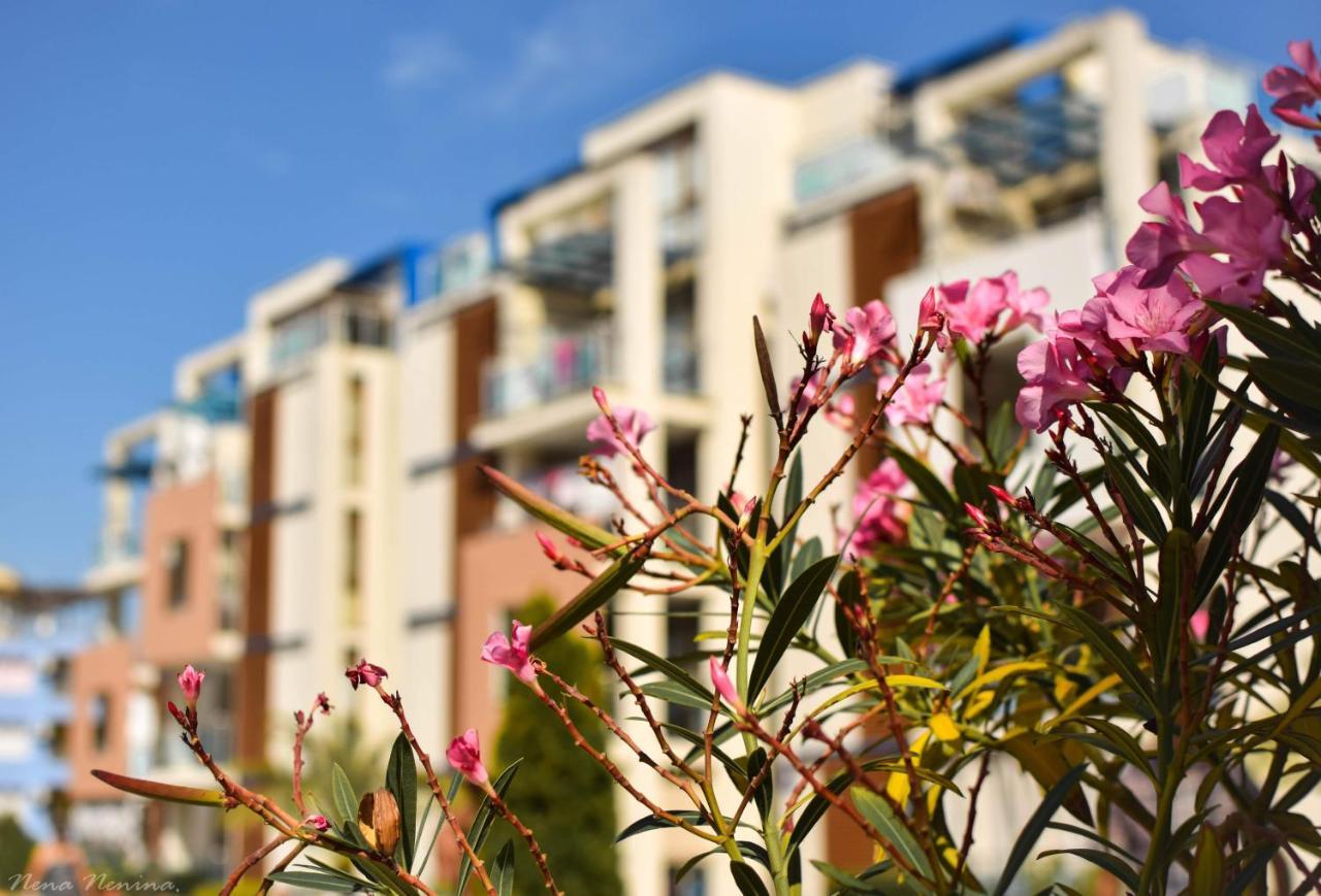 Sun City 1 Holiday Apartments Sunny Beach Exterior photo